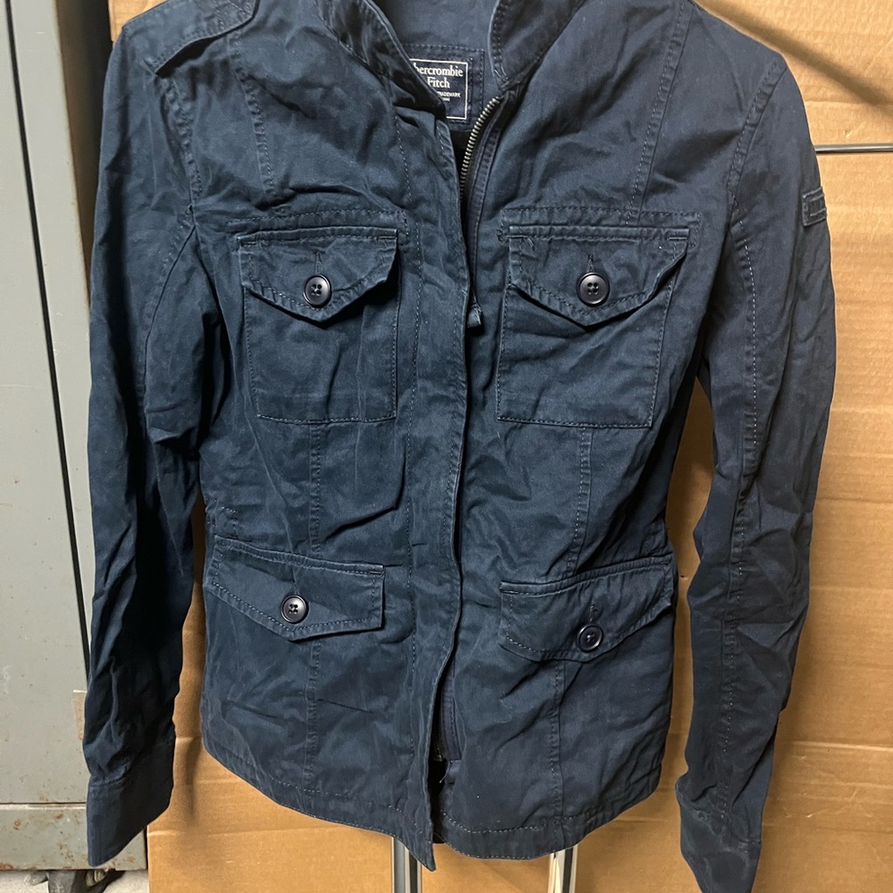 🏠 abercrombie & fitch jacket
